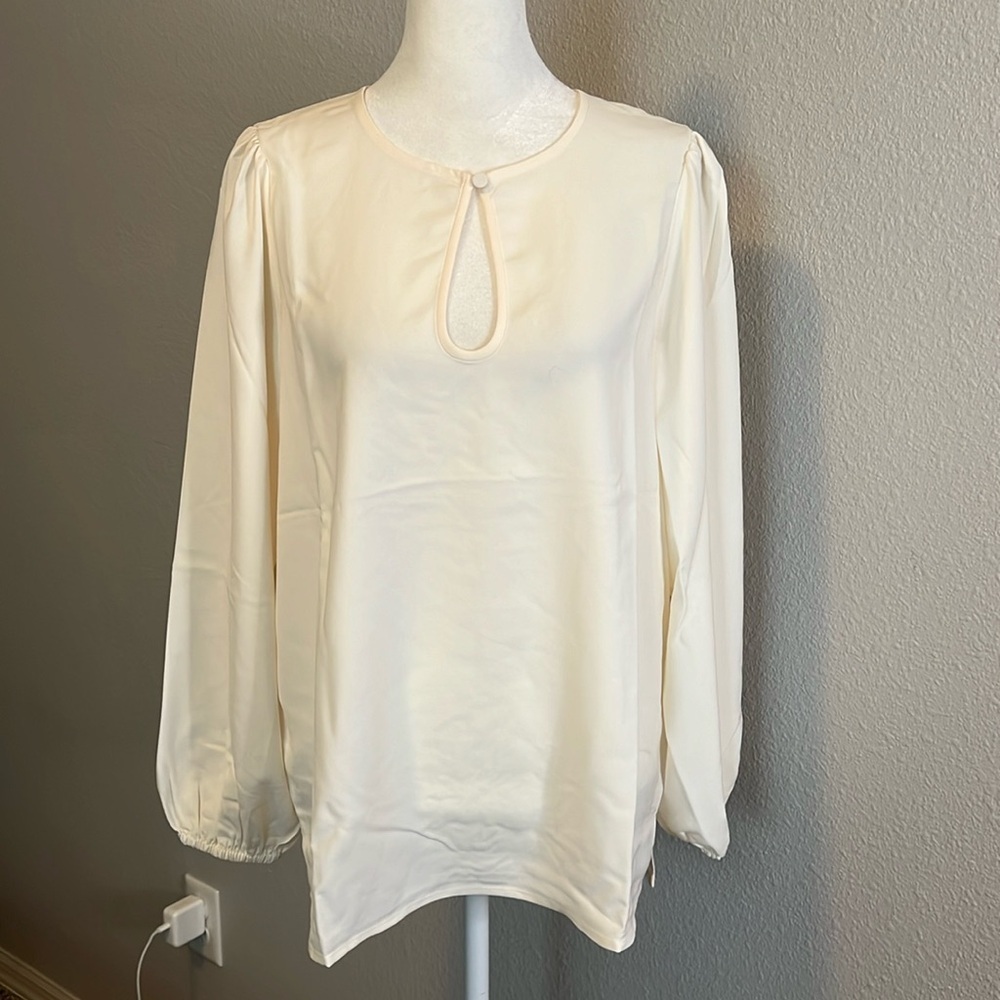 JCrew Puff Sleeve Satin Back Crepe Blouse Ivory Size Small Tall NWT